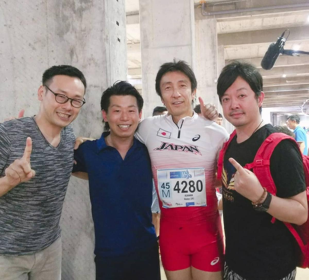 朝原宣治さん、世界マスターズ 陸上男子4×100mリレーで金メダル獲得!(スペイン・マラガ開催)